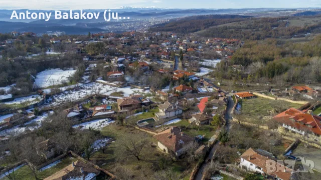 Продавам къща с 2 декара двор, снимка 5 - Къщи - 55661380