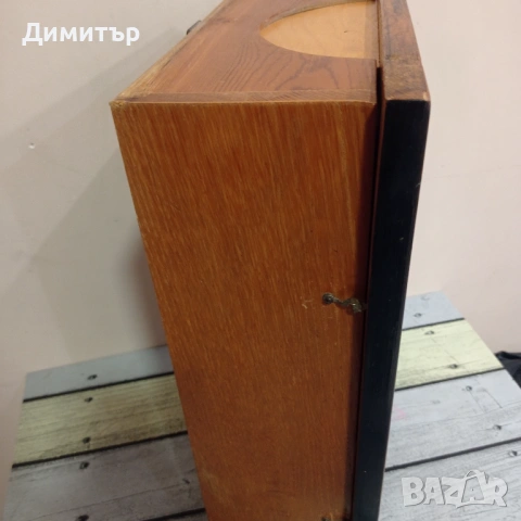 Рядък стенен часовник „Янтар“ (СССР) – работещ, с гонг и ключ, снимка 4 - Стенни часовници - 54024912