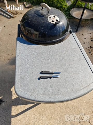Weber Performer барбекю на дървени въглища 57см, снимка 8 - Барбекюта - 54848405