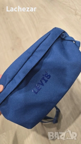 LEVI'S ® Чанта за кръста в Кралско Синьо 