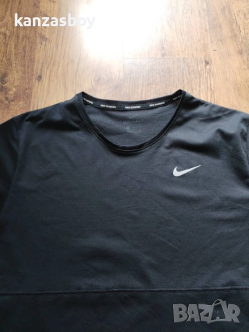 nike dri fit - страхотна мъжка тениска XL КАТО НОВА, снимка 2 - Тениски - 54809965