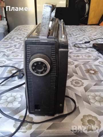 Радио касетофон Хитачи, снимка 5 - Радиокасетофони, транзистори - 54316744