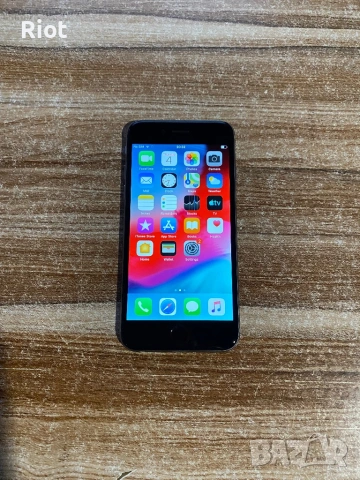 Продавам iPhone 6