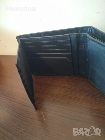 Продавам оригинално портмоне Calvin Klein, снимка 5 - Портфейли, портмонета - 54104525