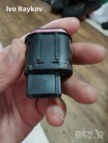 Бутон , подгрев , седалка за Ford , 96bg19k314aa, снимка 2 - Части - 55632975