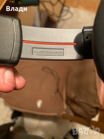 JBL Quantum100 слушалки, снимка 2 - Слушалки и портативни колонки - 55287203