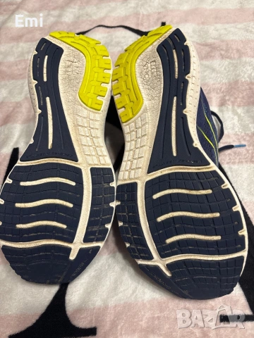 Brooks 46 номер-оригинален, снимка 5 - Маратонки - 54683174