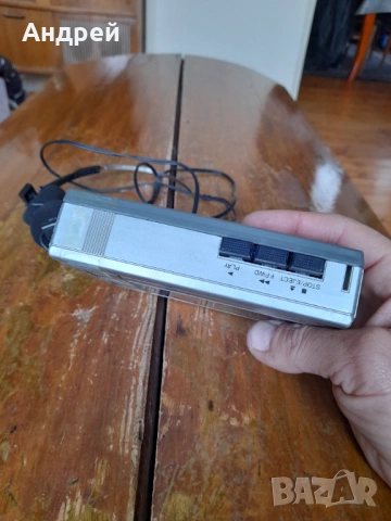 Стар Уокмен Sanyo M-G7SP, снимка 3 - Антикварни и старинни предмети - 54091985