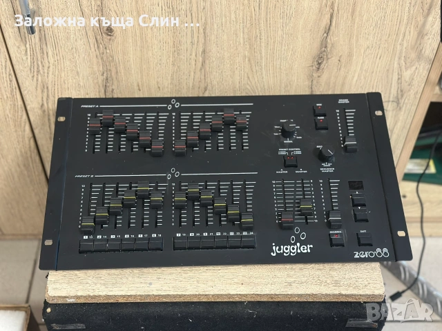 Светлинна конзола Zero 88 juggler 24