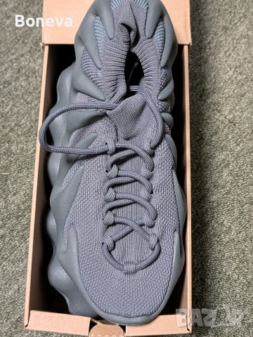 Оригинални Adidas YEEZY 450, снимка 7 - Маратонки - 54188922