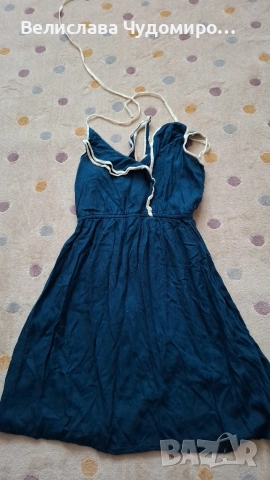 Морска рокля с къдрички Pull and Bear, снимка 2 - Рокли - 54672097