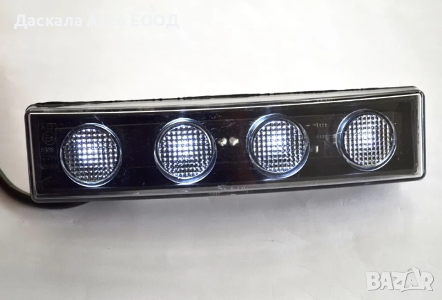 1 бр. LED ЛЕД габарити за таван за Скания Scania R P G с 4 SMD бели, снимка 2 - Аксесоари и консумативи - 54444296