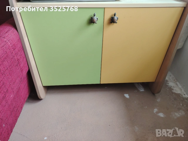 Продавам комплект детски мебели Гардероб със два шкафчета, много запазени , снимка 3 - Мебели за детската стая - 54397789