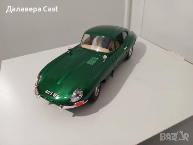 1/18 Jaguar E 1961 Bburago Italy 