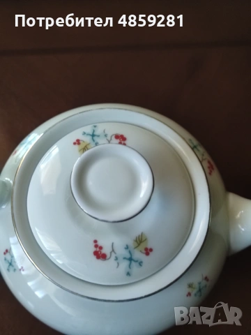 Порцеланов сервиз за чай, снимка 2 - Сервизи - 54976035