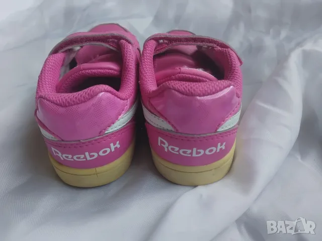 Reebok - 100% оригинални детски маратонки за момиче, номер 24.5, снимка 2 - Детски маратонки - 55658688