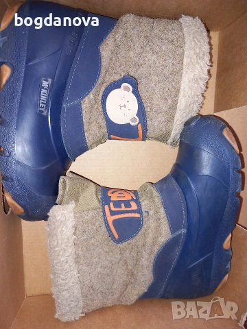 Топли апрески за момченце, 30 номер, снимка 2 - Детски боти и ботуши - 53996353