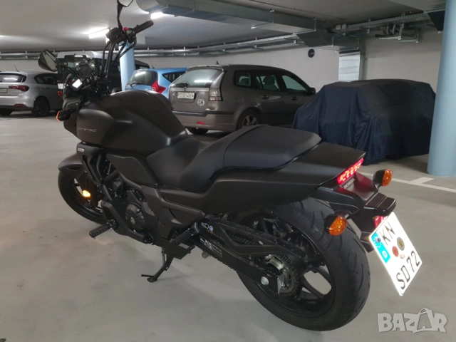 Продавам honda CTX 700 D категория А2, снимка 2 - Мотоциклети и мототехника - 54369951