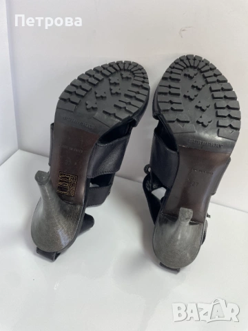 Кожени сандали Burberry 37 Оригинал, снимка 7 - Сандали - 54709442