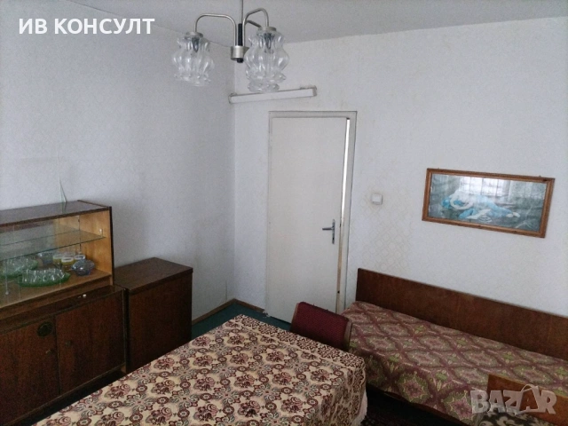 Продавам многостаен апартамент в Трите чучура център, снимка 7 - Апартаменти - 54448998