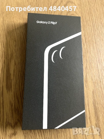Samsung Galaxy Z Flip 7 - Blue Shadow 256GB , снимка 3 - Samsung - 54762068