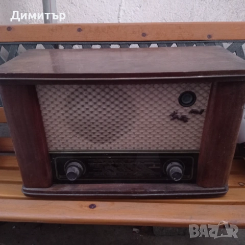 Ретро радио Христо Ботев , снимка 2 - Антикварни и старинни предмети - 54547958