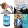 Изотермичен калъф за чаша или бутилка, син, с надпис "Drinks well with others"_1236959, снимка 3
