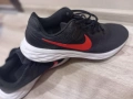 маратонки Найк ревалюшън, снимка 2