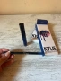 Комплект синьо червило и молив на KYLIE Cosmetics цвят Fredom с аромат на шоколад в кутия на марката, снимка 2