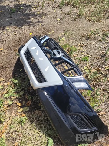 Предна броня -Volvo XC60 -D3-2010г, снимка 3 - Части - 55573126
