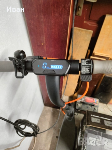 Тротинетката Ninebot E2 plus 