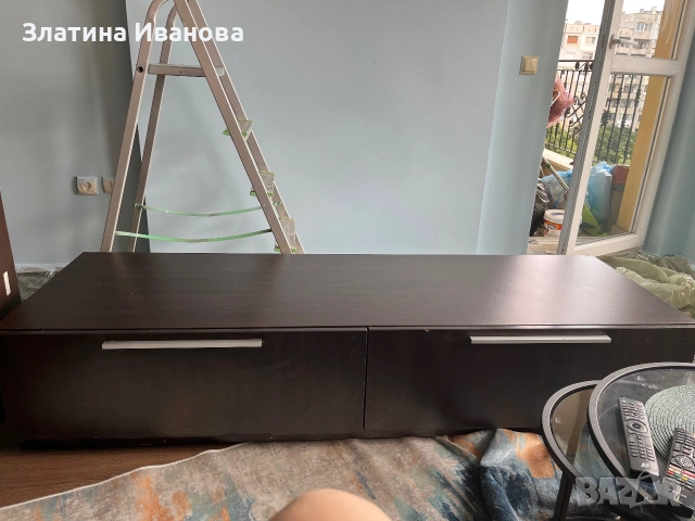 Шкаф за телевизор