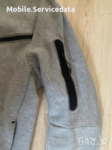 Мъжко Горнище Nike Tech Fleece Grey, снимка 4 - Спортни дрехи, екипи - 54084062