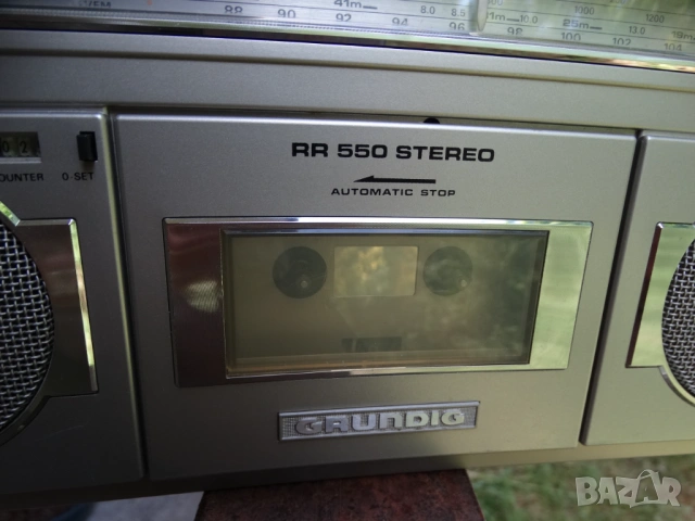 GRUNDIG RR 550 ..., снимка 3 - Радиокасетофони, транзистори - 54721633