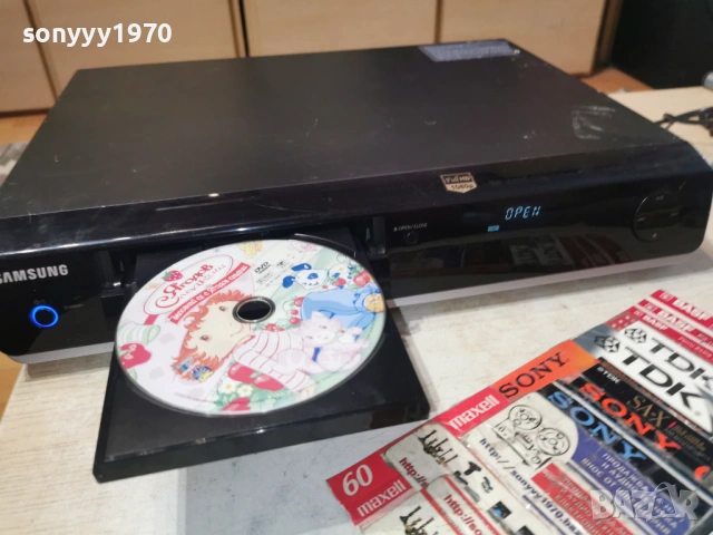 SAMSUNG BD-P1400XEG BLU-RAY PLAYER-ВНОС SWISS 0706261016L4, снимка 2 - Плейъри, домашно кино, прожектори - 54806443