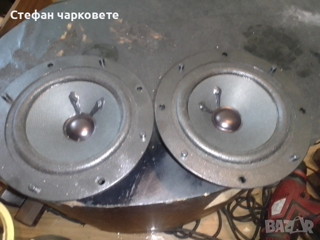 мидбасови говорители AIWA цената е за двата броя говорители 