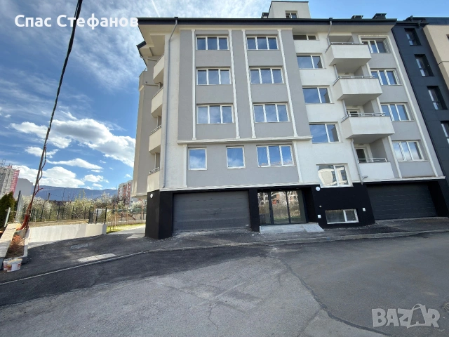 Подземно паркомясто до метро Овча купел 2