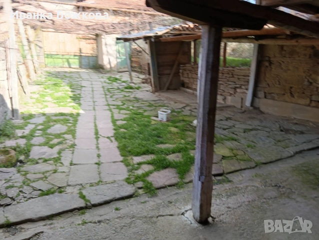 Къща в село Веселиново, област Шумен, снимка 15 - Къщи - 54178460