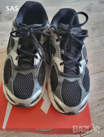 Маратонки Nike Размер по етикет 41-42
