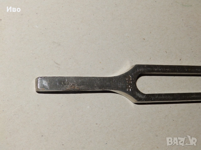 Камертон, снимка 2 - Други - 54041354