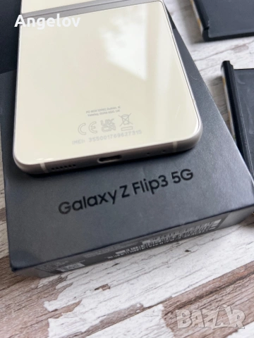 Samsung z flip 3 , снимка 2 - Samsung - 54525925