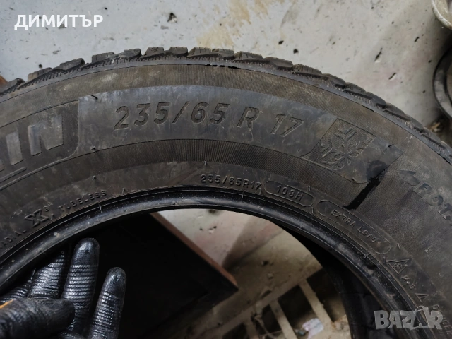 2бр.зимни гуми MICHELIN 235 65 17 DOT23 цена за брой, снимка 6 - Гуми и джанти - 54061146