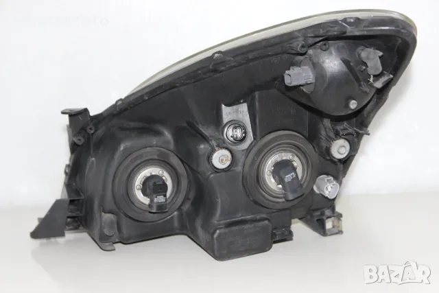 Десен фар Toyota Corolla verso (2004-2007г.) 811300F010 Тойота Корола Версо, снимка 5 - Части - 55358539