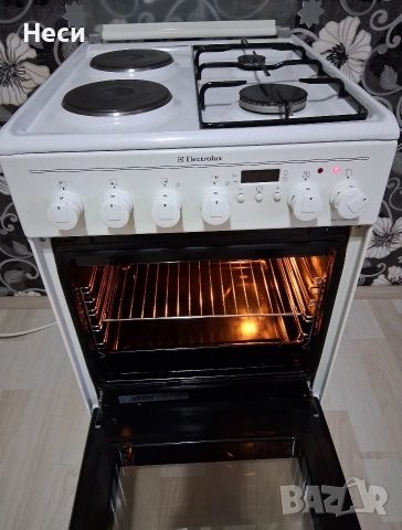 Комбинирана Готварска Печка Electrolux, снимка 7 - Печки, фурни - 54282826