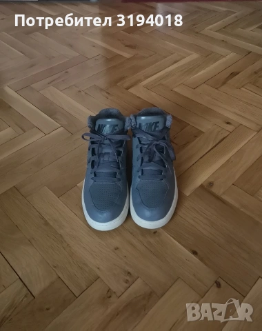 Оригинални мъжки кецове Nike номер 42