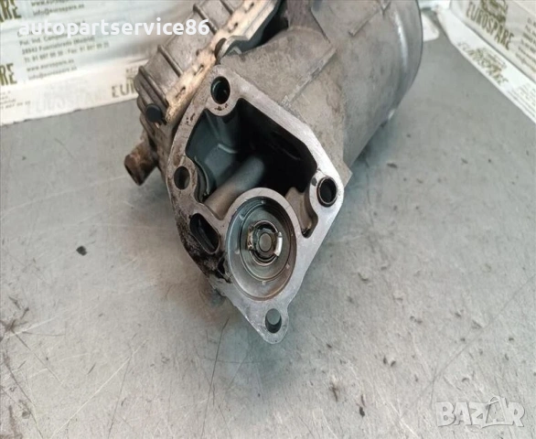 Корпус на маслен филтър с маслен охладител за Mercedes Vito W638 2.3 (1998) A6011802110