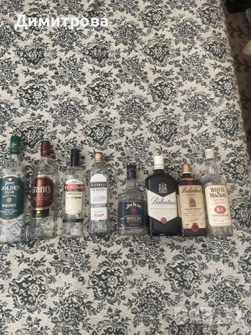Бутилки от уиски, водка, коняк, вино, шампанско