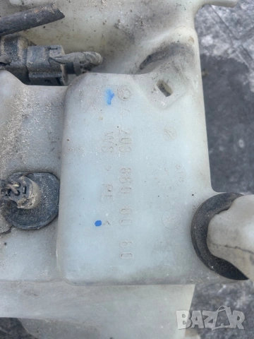 казанче чистачки Mercedes W203 C-класа 2038600060 2038600560 Мерцедес комби седан, снимка 4 - Части - 54208019