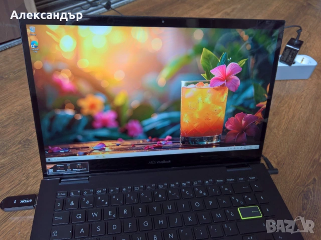ASUS VivoBook Flip 14, тъчскрийн, Ryzen 5 4500U, 12GB DDR4, 256GB NVMe