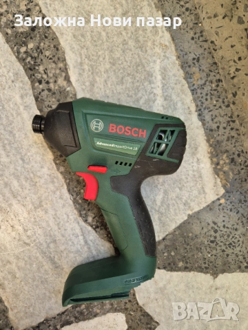 Акумулаторен безчетков винтоверт Bosch AdvancedImpactDrive 18, снимка 3 - Винтоверти - 54342871